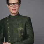 Men Green & Black Solid Sherwani Set